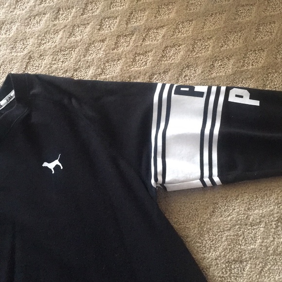 Black and white Pink sweater - Picture 4 of 4